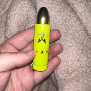 Jeffree star snowcone lipstick bullet